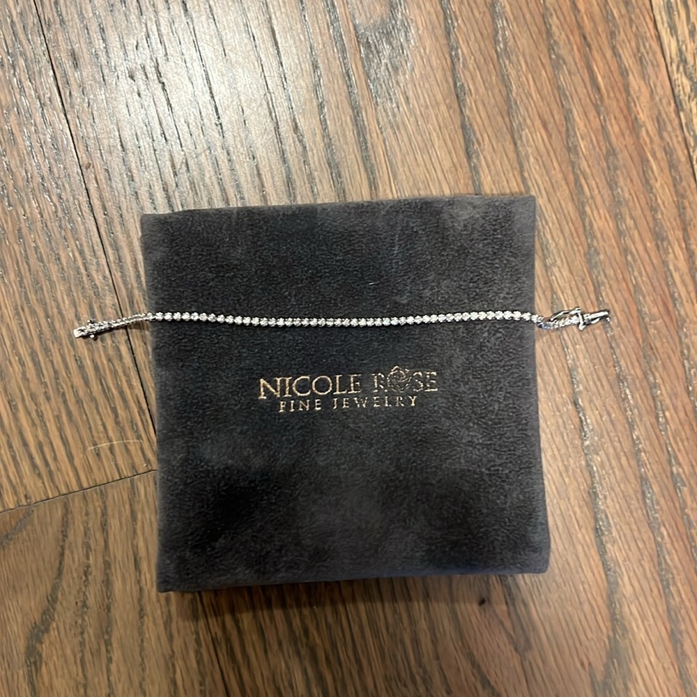 Nicole Rose Jewelry Dainty 1 ct Tennis Bracelet - Picture 3 of 3